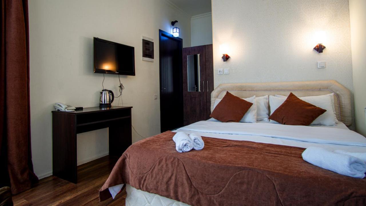 Aia Hotel 트빌리시 외부 사진