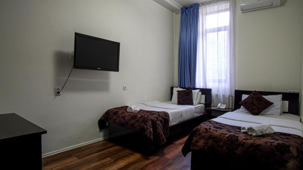 Aia Hotel 트빌리시 외부 사진