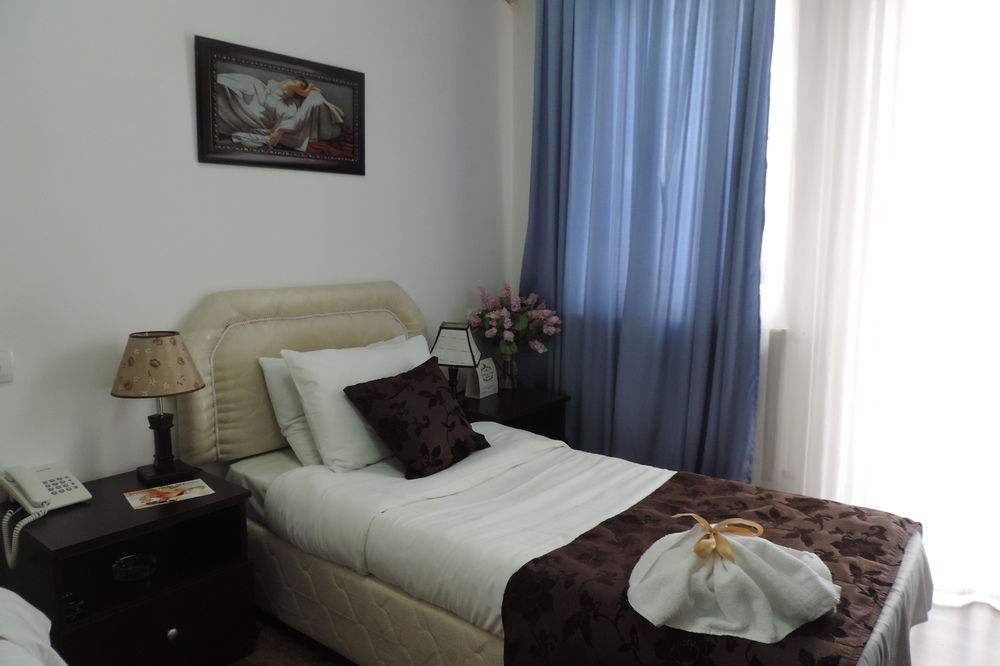 Aia Hotel 트빌리시 외부 사진