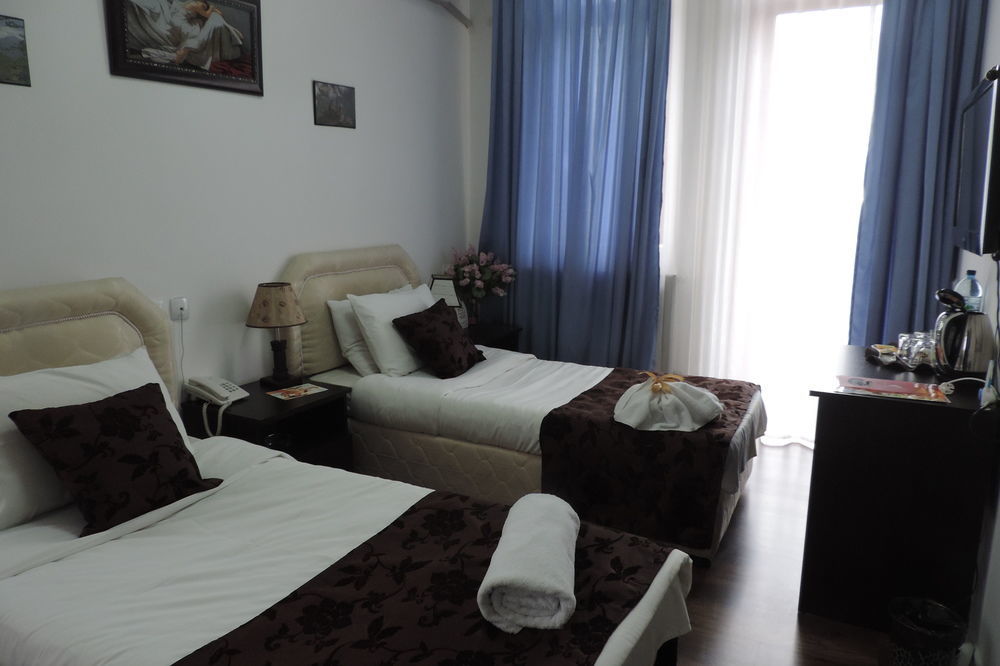 Aia Hotel 트빌리시 외부 사진
